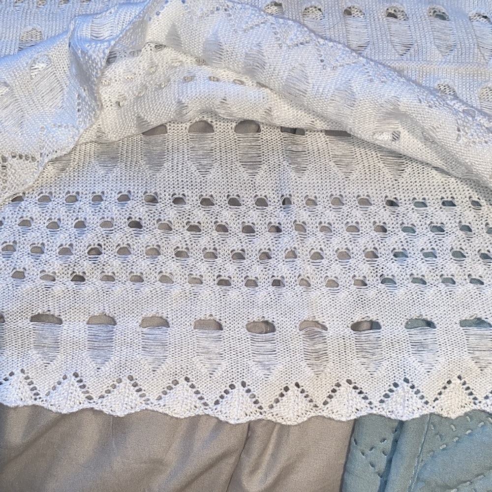 Elementz Sheer white sweater vest. Very lightweight size PM - Picture 12 of 14